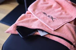 JELEX "100FIT" Toalla de fitness con bolsillo rosa